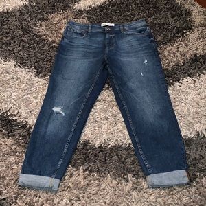 Zara cropped jeans size 32 inseam 23 good cond